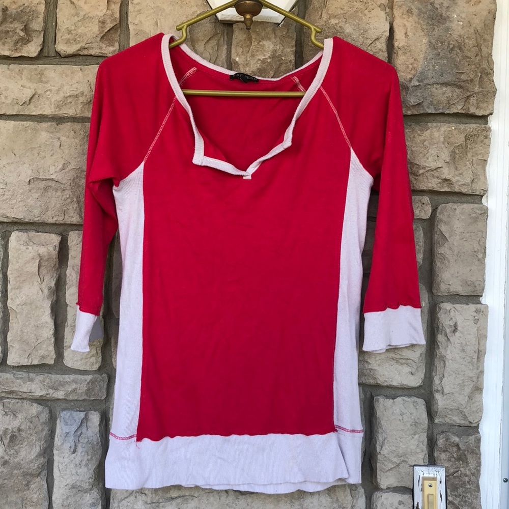 Express 3/4 sleeve tee